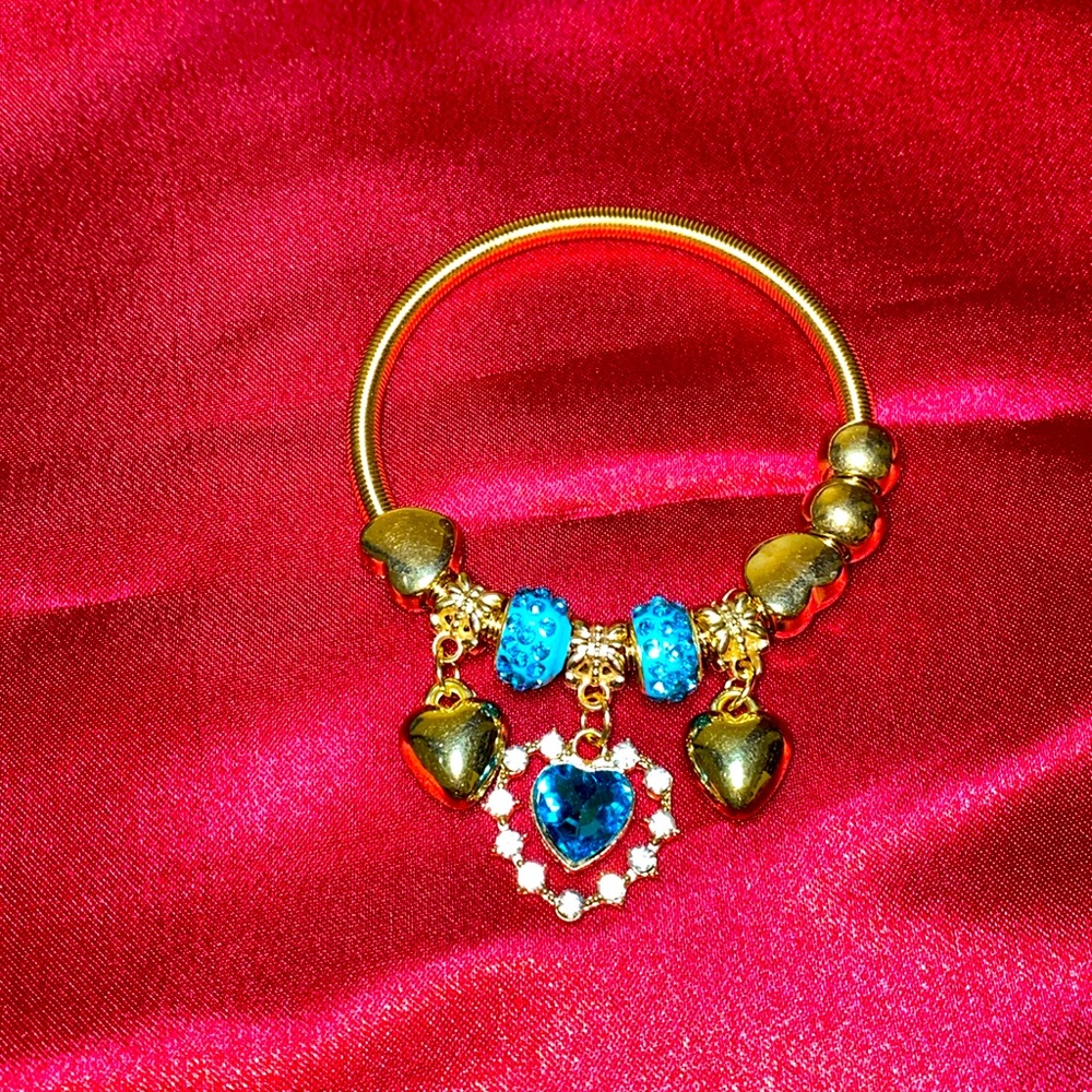 bracelet, fashion, new, Pandora type, wristband, stretch, gold metal,